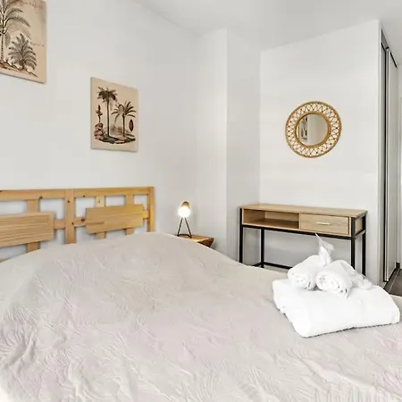 Apprt 2 Cham, Proche Du Centre, Wifi, Climatisation, San Giovanni 아파트 Saint-Raphaël