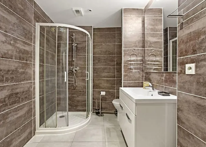 Apprt 2 Cham, Proche Du Centre, Wifi, Climatisation, San Giovanni